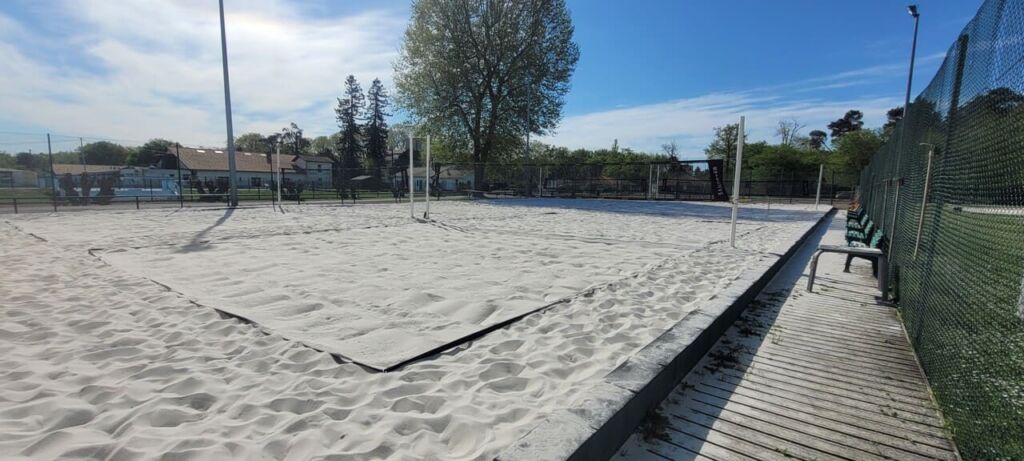 Séjour groupe volley et beach volley près de Bordeaux
